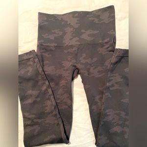 Spanx camouflage leggings, look at me know